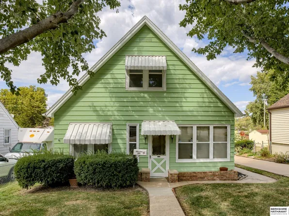 2118 Monroe St, Omaha, NE 68107