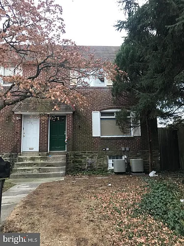 302 E Essex Ave #1 Photo 1