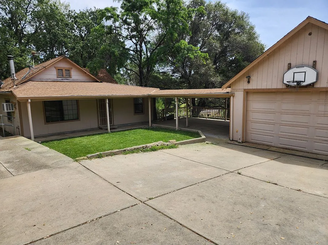 Building Photo - 1390 Bald Hill Rd