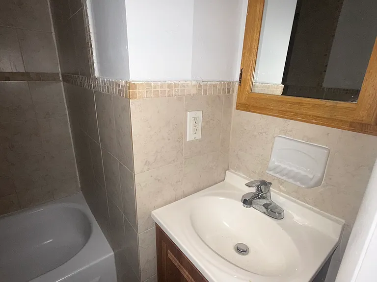 554 Avenue C #4A — Photo 8