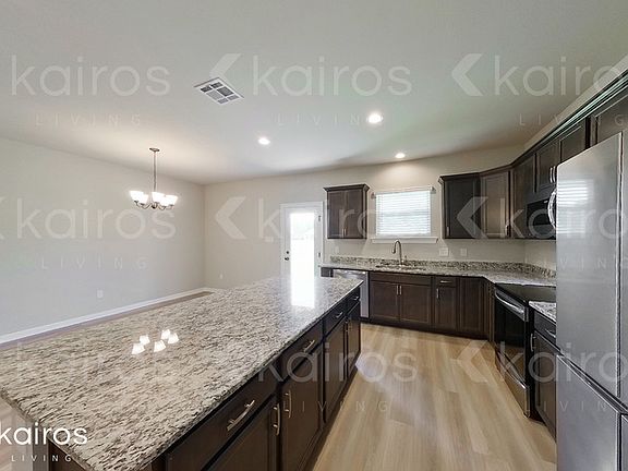 5th image of 11582 Regal St