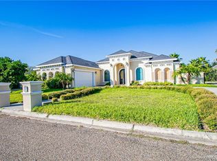 410 W Arapaho Dr, Pharr, TX 78577