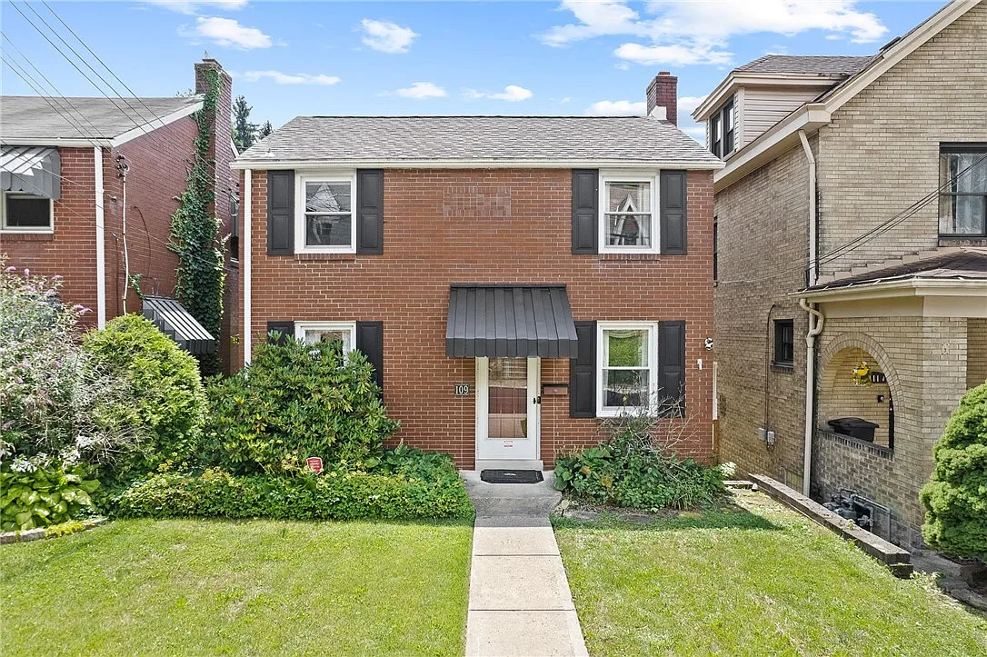109 Kaplan Ave photo 1