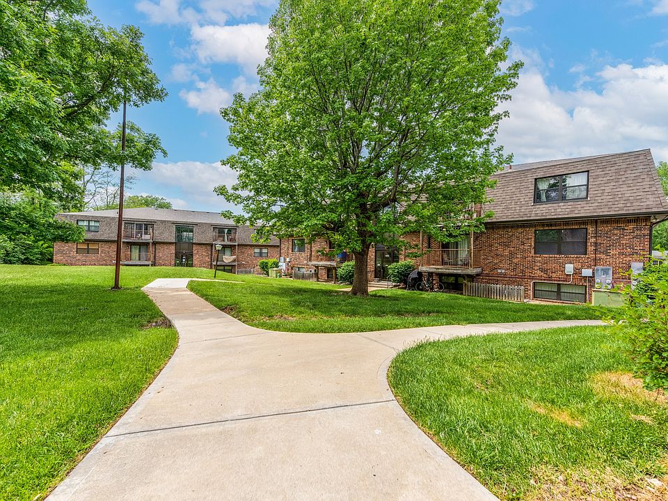 Robin Hills 607 SW 2nd St Lees Summit MO Zillow