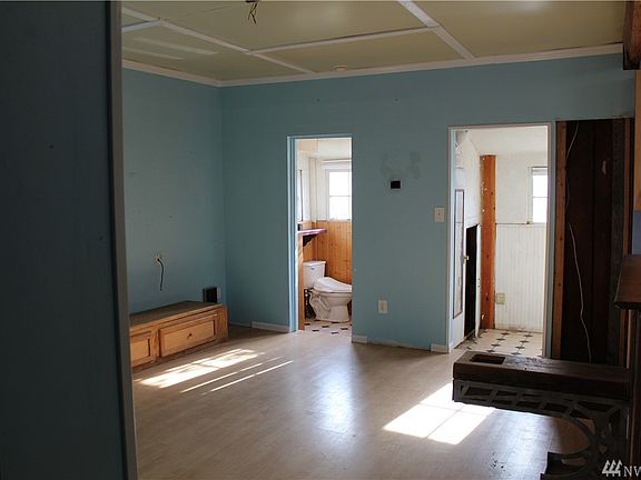 2nd image of 32510 4th Ave