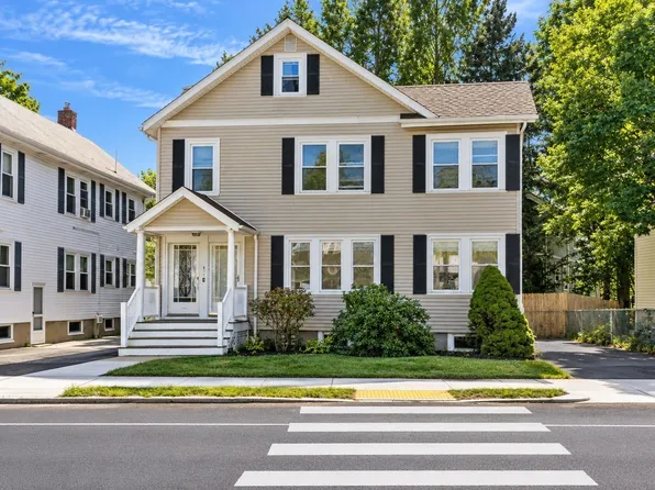 88-90 Auburn St, Newton, MA 02466