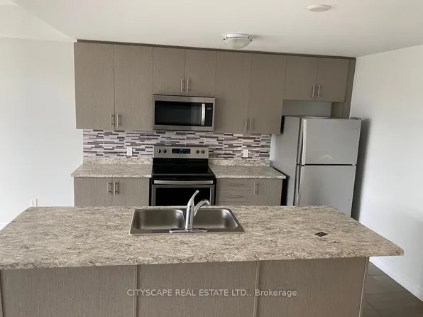 77 Diana Ave #7, Brantford, ON N3T 0R6