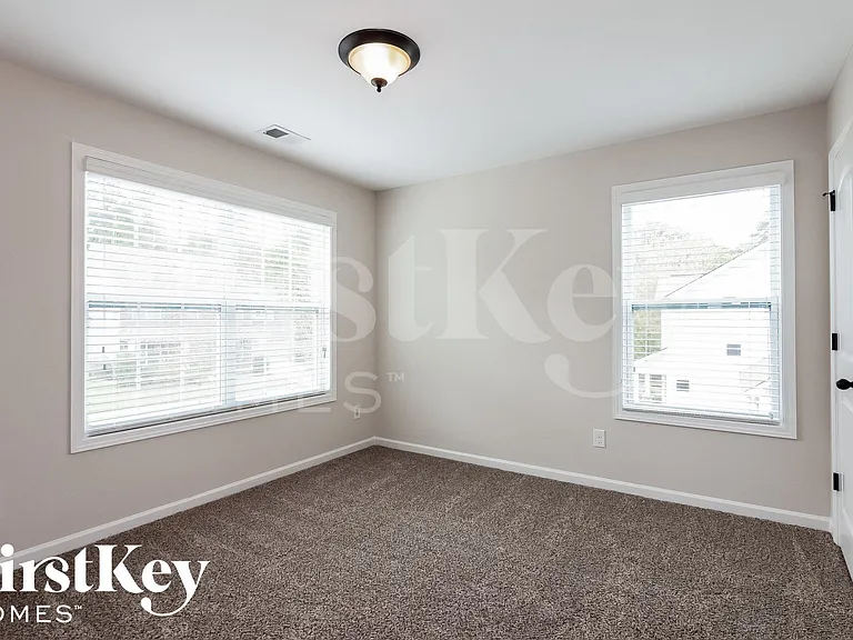 5631 McDowell Run Dr — Photo 12
