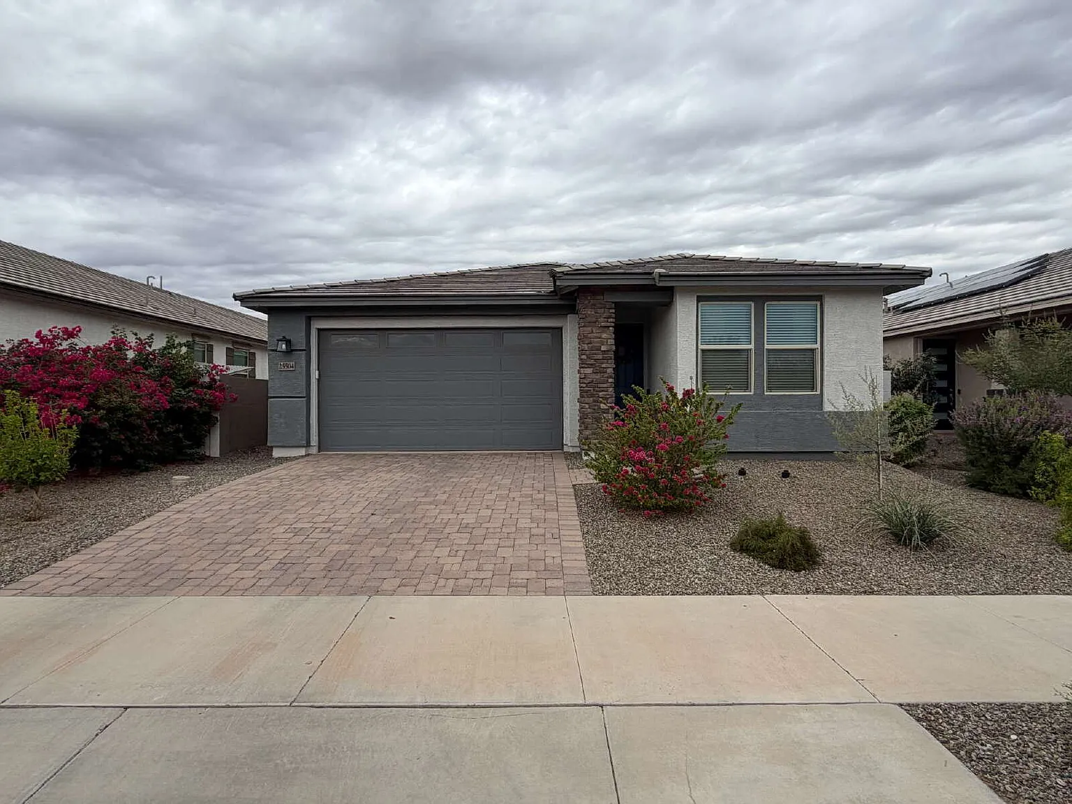 4 bed, 2.5 bath, 1942 sqft, $2,695 — Photo 2