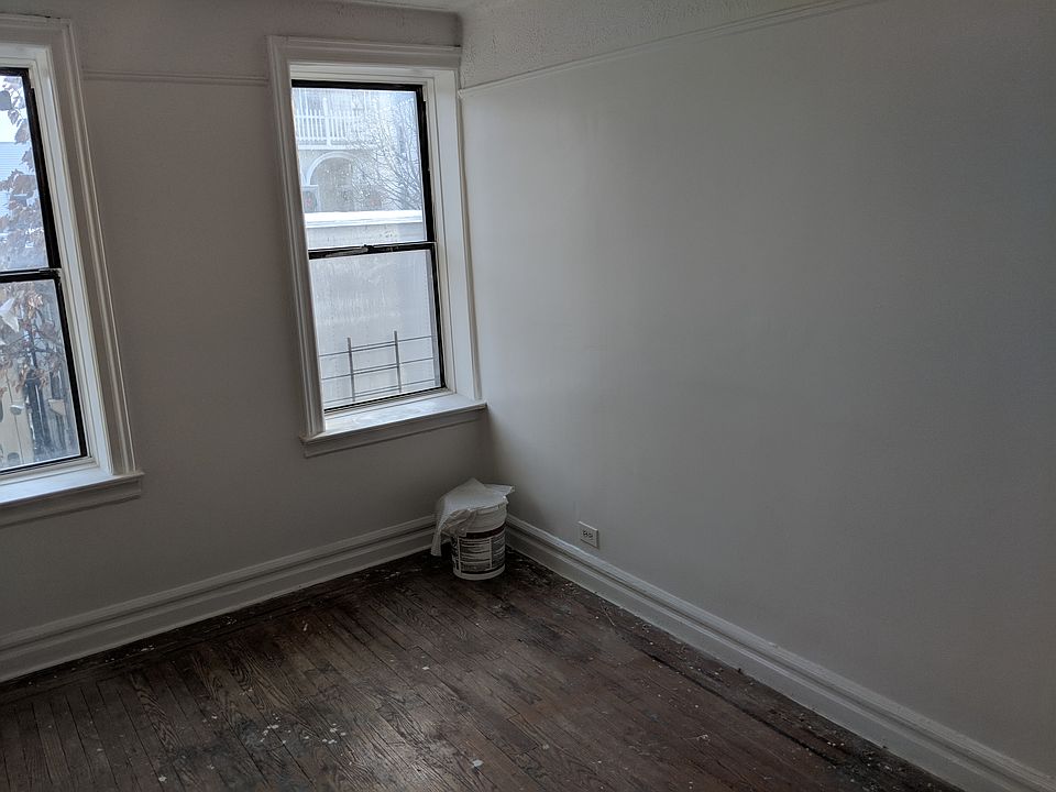 1st image of 2914 Jerome Ave APT 1G
