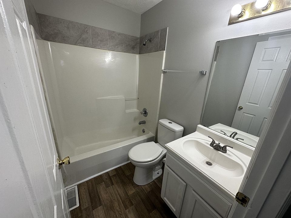 Upstairs bathroom