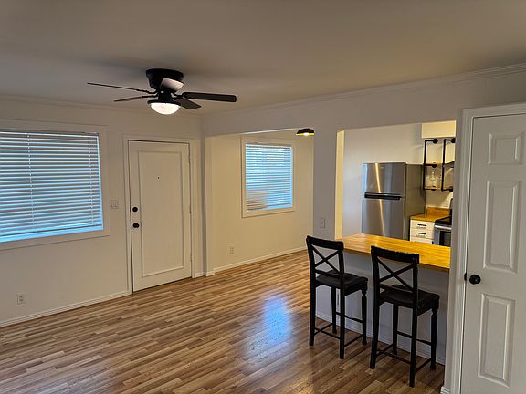 3rd image of 3626 N 37th St Unit 14