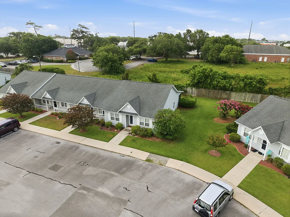 303 Barbour Rd #1004