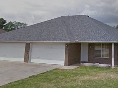 143/145 S Locust St, Farmington, AR, 72730