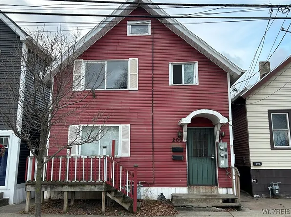 200 Hamburg St, Buffalo, NY 14204