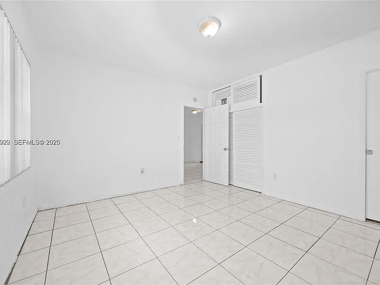 2072 NE 169th St #2 — Photo 14