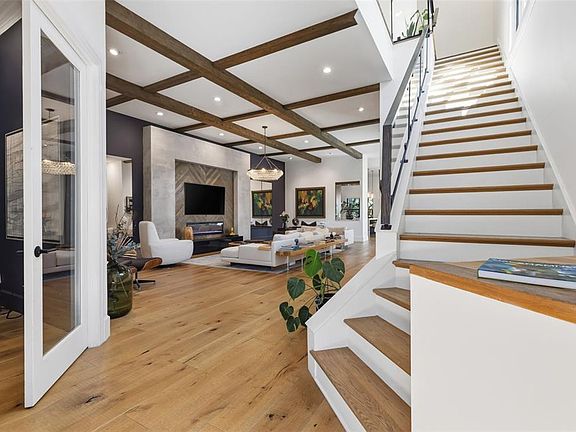 5th image of 904 Anchorage Rd