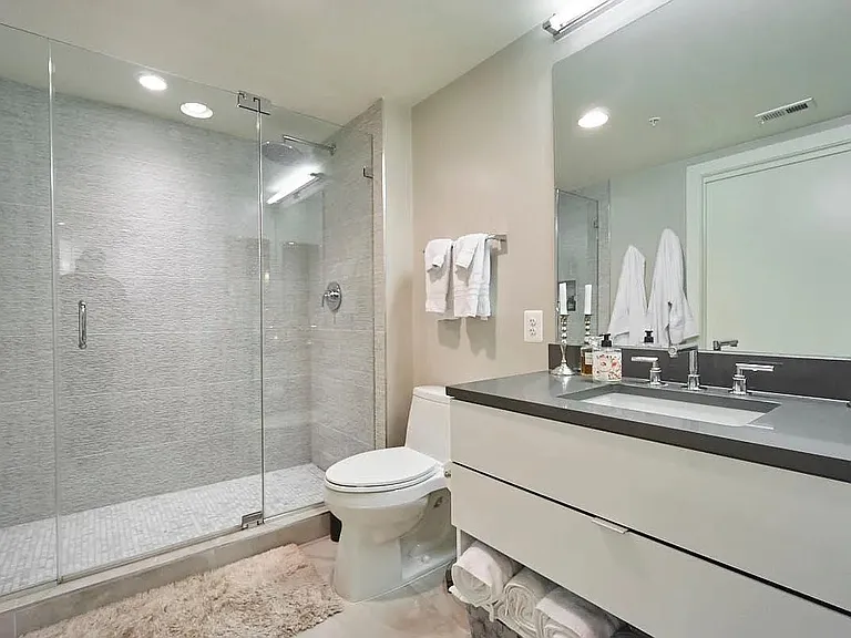 1311 13th St NW #302 — Photo 20