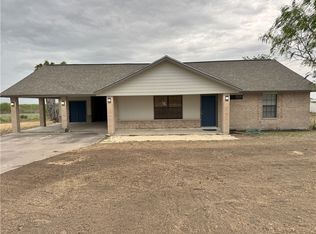 136 Lakeview Trce, Three Rivers, TX 78071