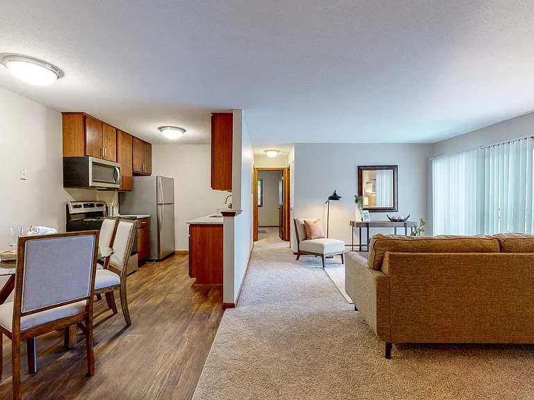 Hillside East — Photo 9