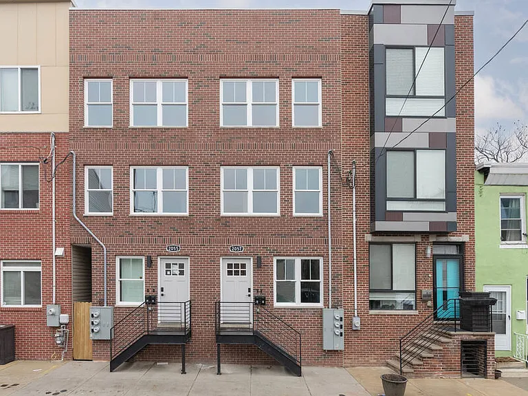 2057 E Rush St #1 — Photo 15