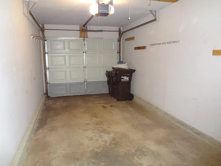 220 Brett Cir #B — Photo 20