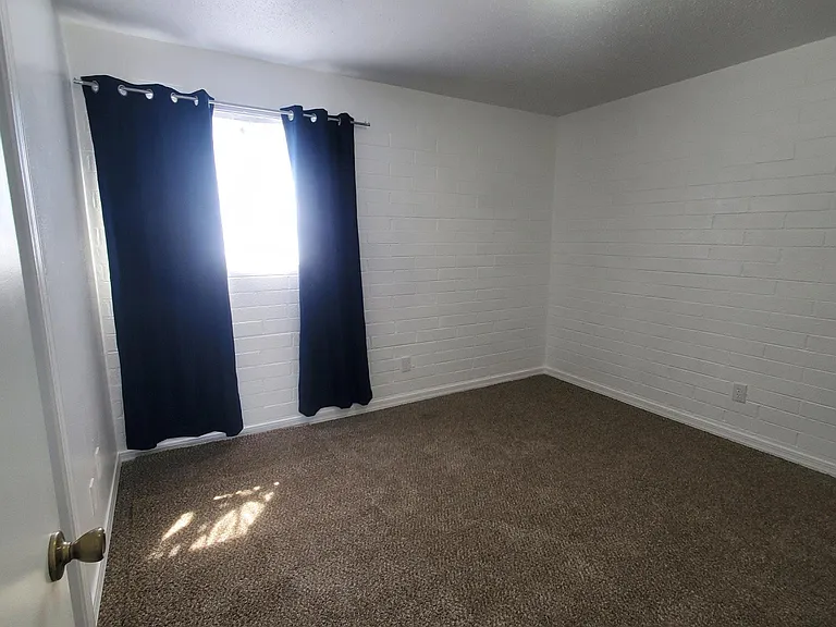 1938 E Adams St #6 — Photo 12