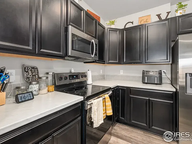 3021 Shady Oaks Dr — Photo 4