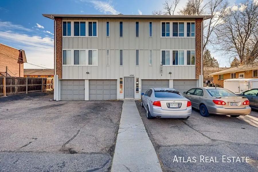 Building Photo - 498 W Powers Ave #202