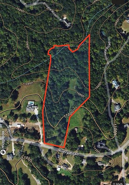 1st image of 565B Avery Rd