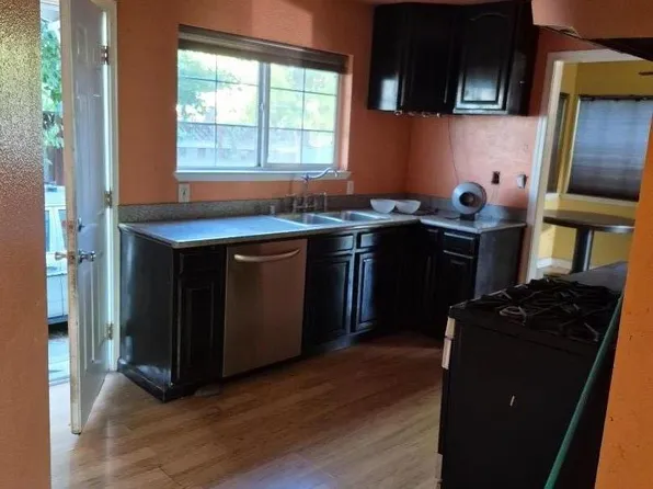 1445 Harrison St, Santa Clara, CA 95050