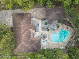 3116 Prescott Dr, Moss Point, MS 39562