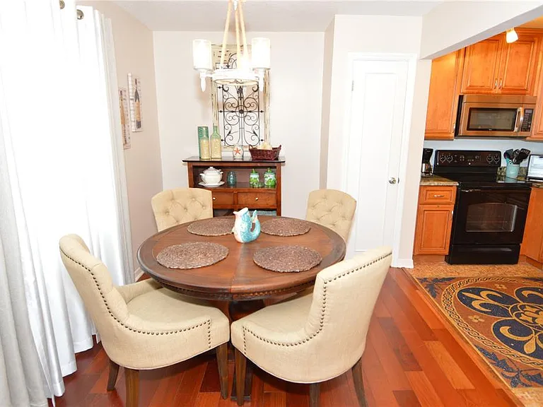 213 Seahorse Dr SE #B — Photo 10