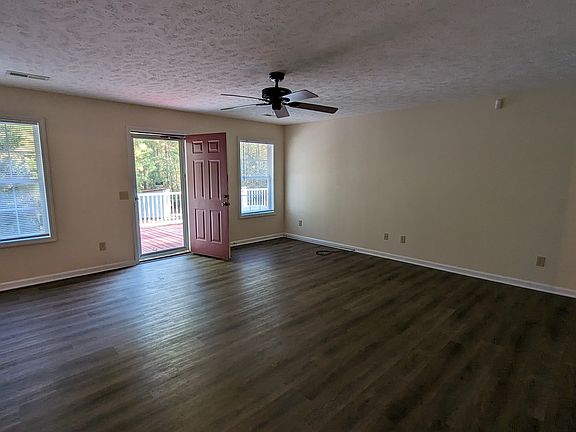 Living/Family Room (18x18) opens to back deck