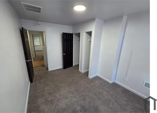 1606 Riggs Ave — Photo 4