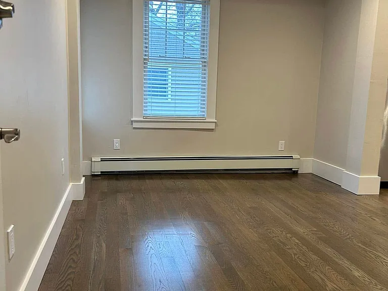 12 Lincoln St #4 — Photo 19