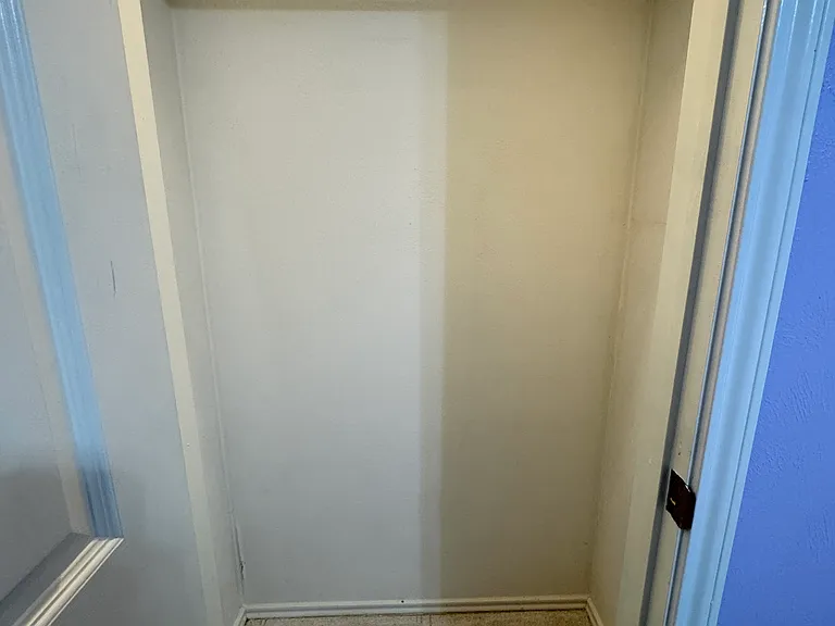 108 E Brooks St — Photo 16