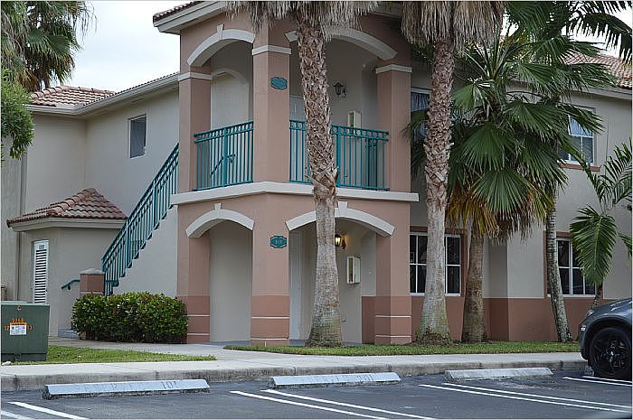 1st image of 1250 SE 29th St Unit 101