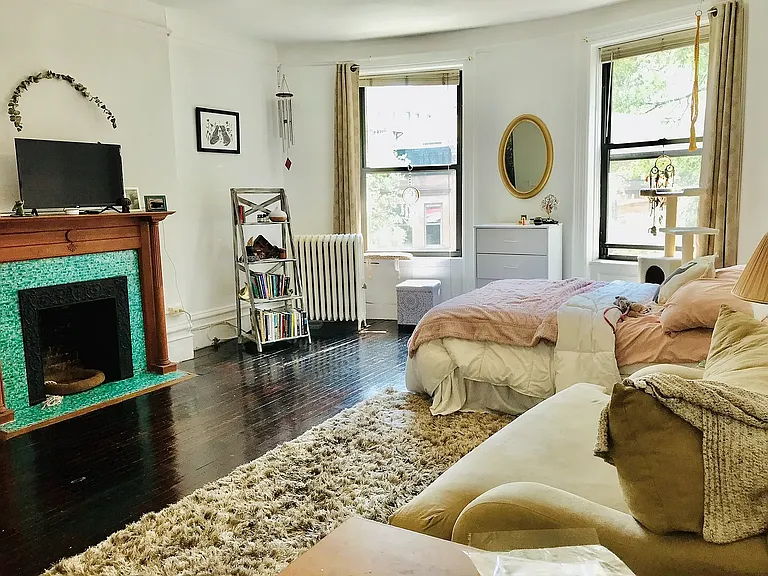 251 W 101st St #4A — Photo 2
