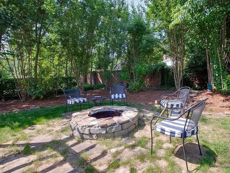 9626 Dortmund Dr SE — Photo 12