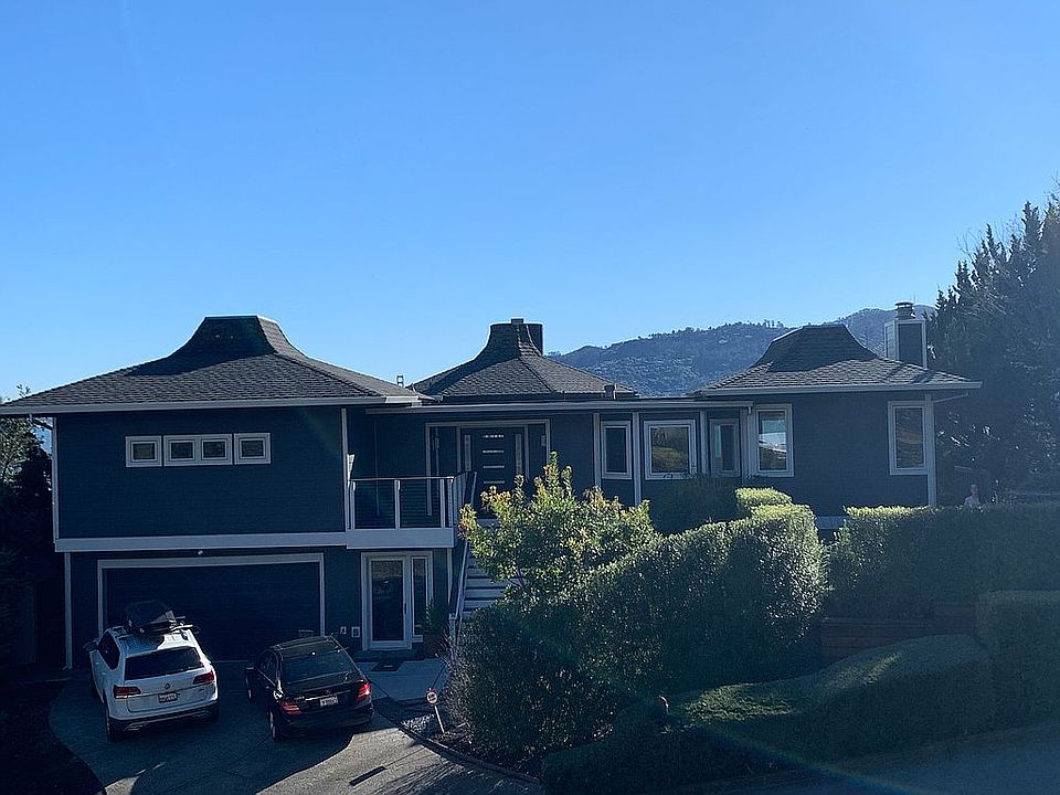 1st image of 670 Hilary Dr