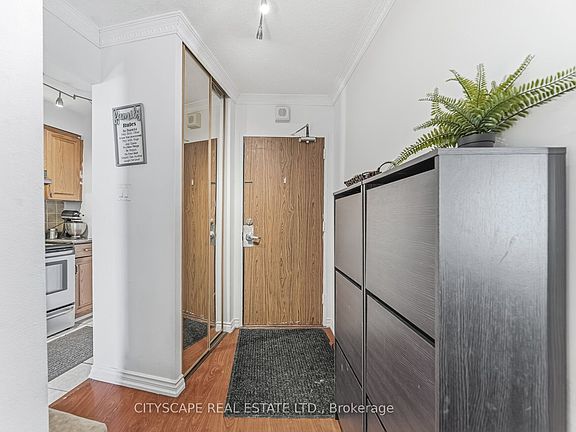 5th image of 20 Mississauga Valley Blvd #1706