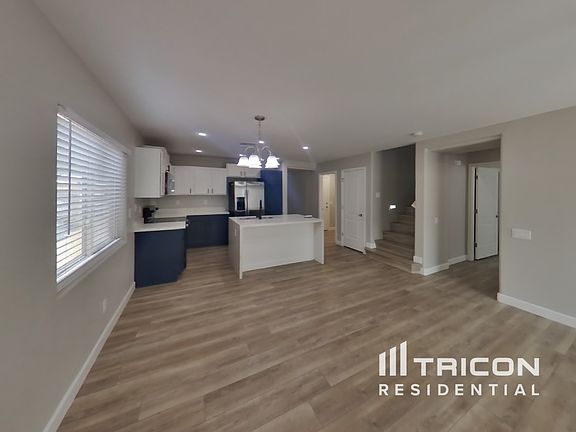 4th image of 19125 N Meghan Dr