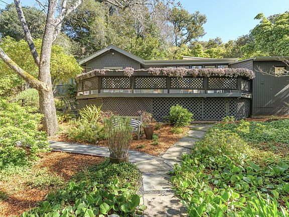 2nd image of 5 Cottage Avenue