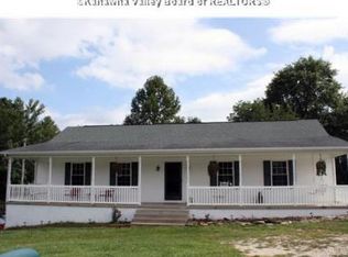 5280 Evergreen Rd, Fraziers Bottom, WV 25082