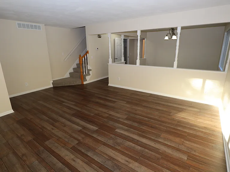 208 Manchester Dr #208 — Photo 3