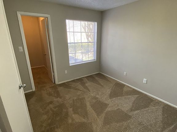 5th image of 199 Afton Sq Unit 112