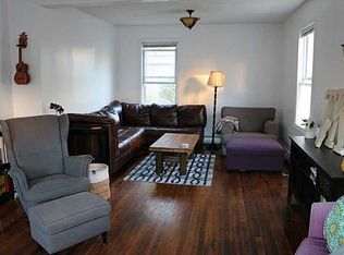10 Knowles St, Providence, RI 02906
