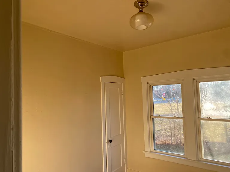 864 Highland Ave — Photo 5