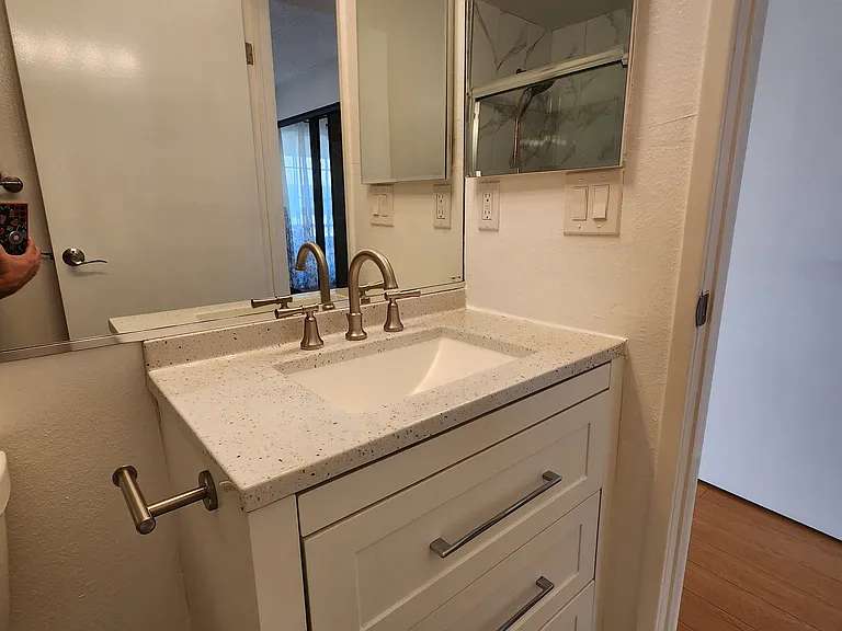 1118 N Kenmore Ave #4 — Photo 23